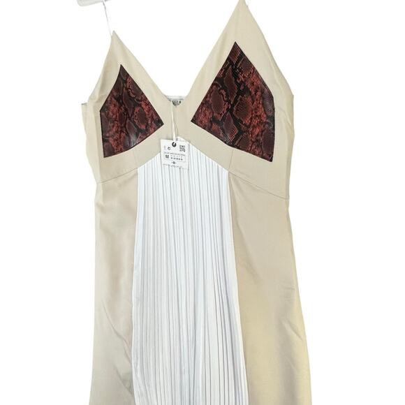 Zara Midi Slip Dress Women M Beige Cream Pleated Snakeskin Slit Blogger Favorite - Picture 4 of 14